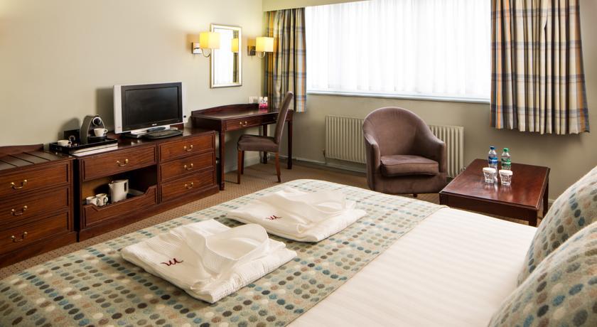 Mercure London Watford Hotel Buitenkant foto